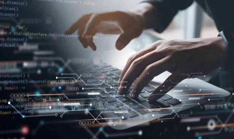 Windows kaynaklı küresel kesinti yaşanıyor: Bankalar, havayolu şirketleri ve medya hizmet dışı kaldı