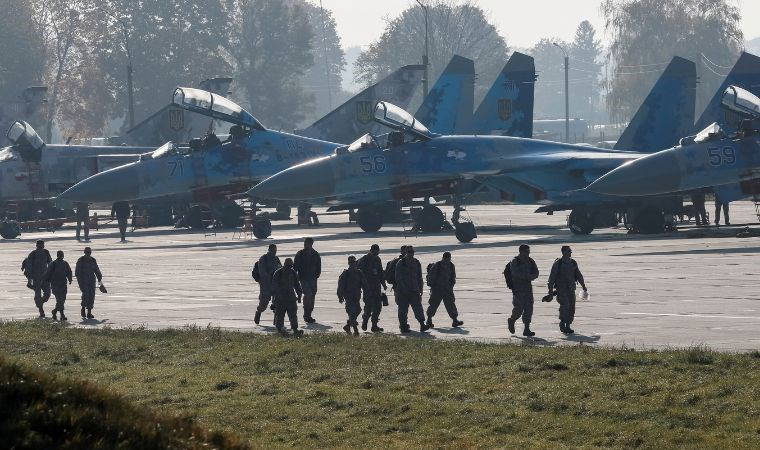 Rusya Savunma Bakanlığı, beş aktif SU-27 uçağını vurduğunu açıkladı