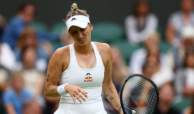 Son şampiyon Vondrousova'dan Wimbledon'a erken veda