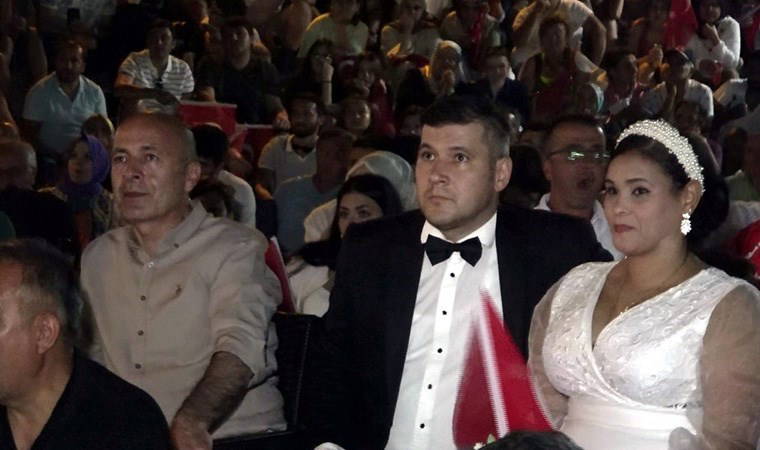 Düğünden maç izlemeye