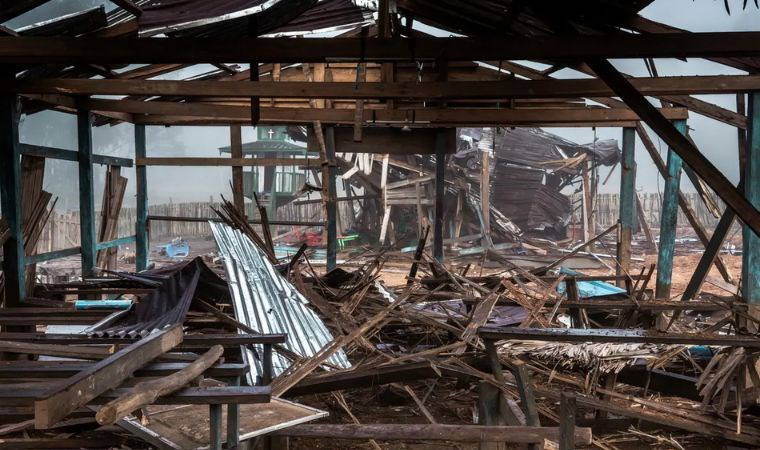 Çok sayıda okul yıkıldı, ordu ile silahlı isyancılar arasında çatışma çıktı!