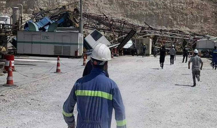 Gabar Dağı'nda petrol sahasında sondaj kulesi devrildi