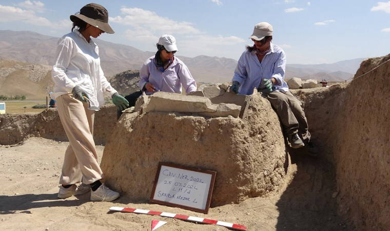 Van'da gizemli olay: Urartu'nun yeni ölü gömme tipine rastlandı