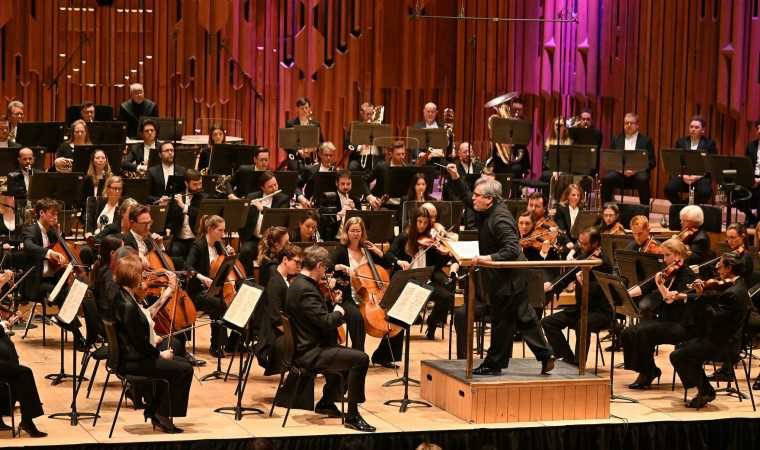 Londra Senfoni Orkestrası’nın daimi şefi Pappano ve liderlerinden Simovic’ten özel açıklamalar