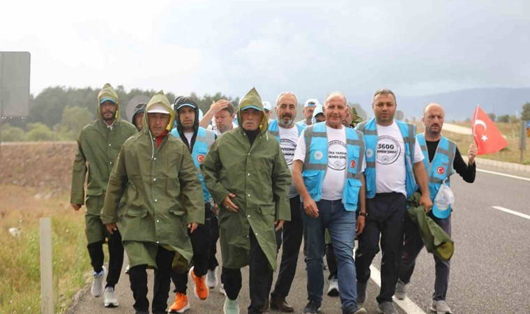 Büro Memur-Sen'in yürüyüşü sürüyor: 
