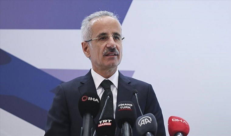 Bakan Uraloğlu'ndan AJet itirafı:  'Kiralanan uçaklar var'