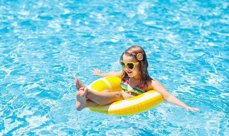 Anne babalar dikkat! Yaz keyfiniz kabusa dönüşmesin: Sağlıklı bir yaz tatili için altın öneriler...