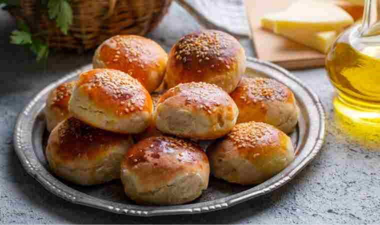 Puf puf kabaran mayalı poğaça tarifi... Bayatlamayan yumuşacık poğaça!
