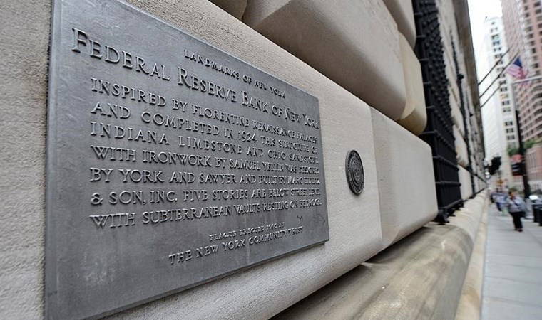 Fed, faiz indirimi için daha fazla kanıt istiyor