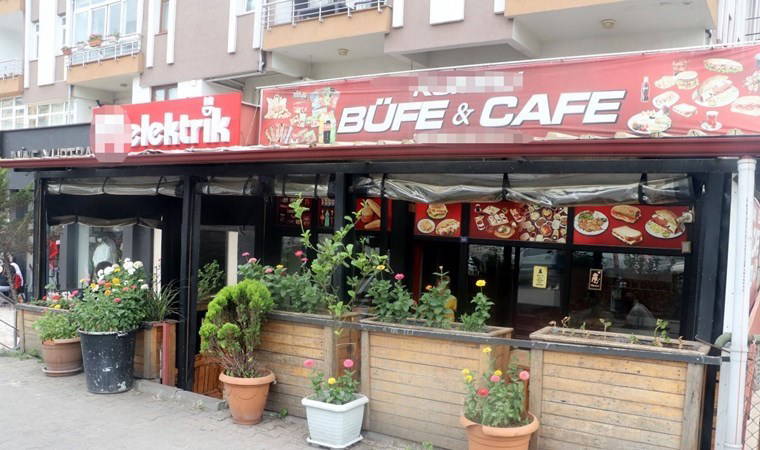 Kafe işletmecisi anne ile oğlu darbedildi!