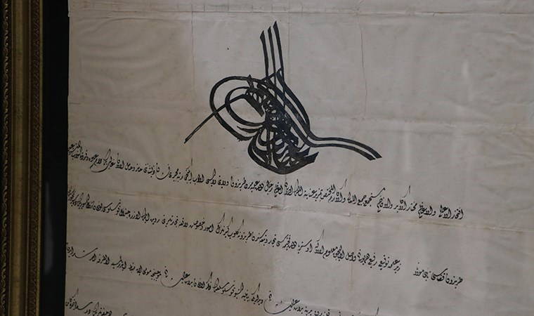 Sultan Abdülaziz'in 152 yıllık fermanı, kaçakçılardan kurtarıldı