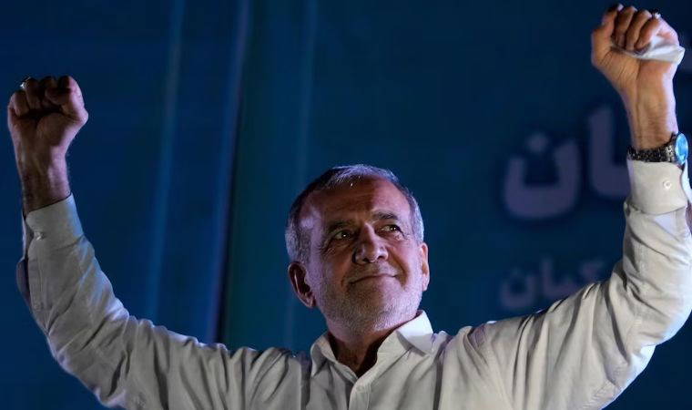 İran'ın 9. Cumhurbaşkanı seçilmişti...