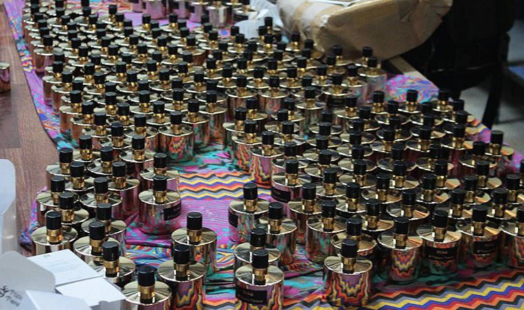 İstanbul'da sahte parfüm operasyonu: 31 bin şişe sahte ürün ele geçirildi