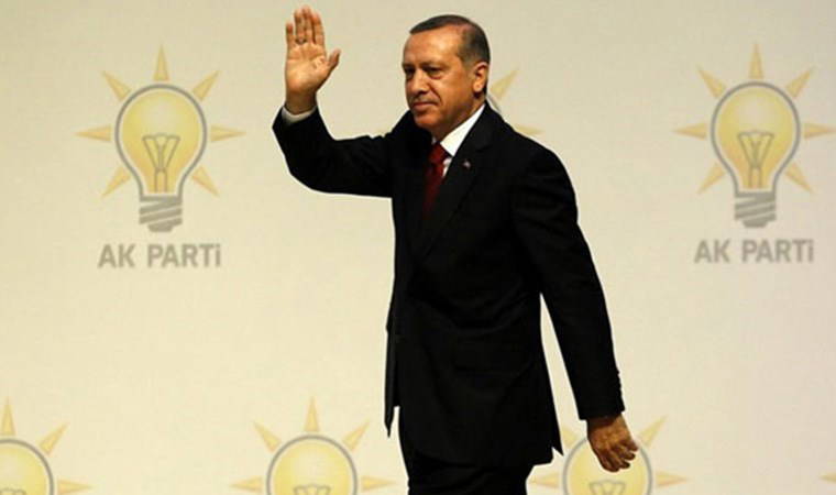 AKP'de 'görkemli' yıl dönümü kutlaması hazırlığı: 'Partiye katılımlar olacak'