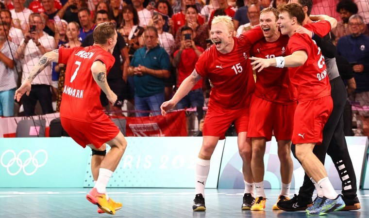 Danimarka Paris 2024'te hentbolda altının sahibi oldu!
