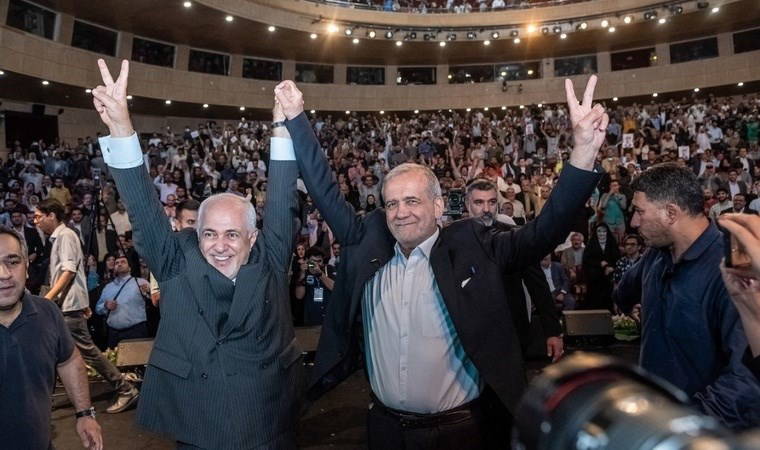 İran'da 'kabine listesi' krizi: 11 günde görevinden istifa etti!