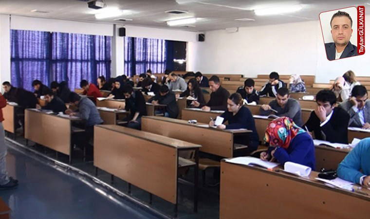 Resmi Gazete’de yayımlanan yönetmeliğe eğitimcilerden tepki: ‘Açıköğretim kolaylaştırılıyor’