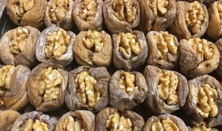 Sezonun ilk kuru inciri 700 liradan satıldı