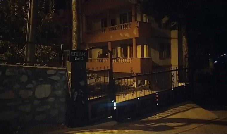 Oğlu ihbar etti... Evinde savaştan kalma mühimmat bulundu