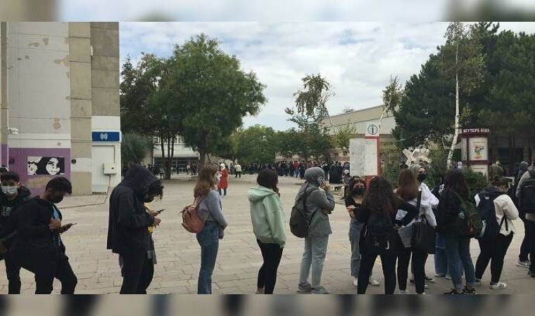 Hacettepe’de yemeğe yine zam