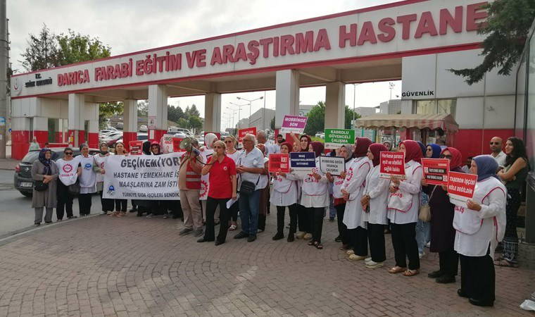 Yemekhane işçileri ‘insanca yaşam için’ eylem yaptı