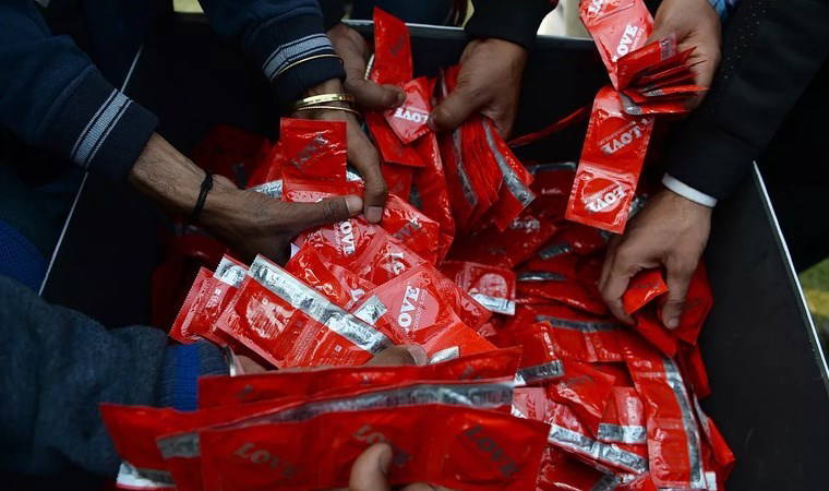 DSÖ'den 'prezervatif' raporu: 'Her üç kişiden biri...'