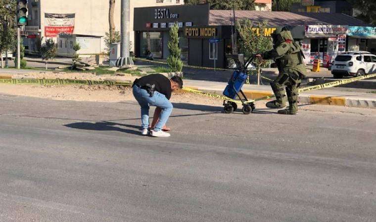Valilik karşısında şüpheli paket paniği