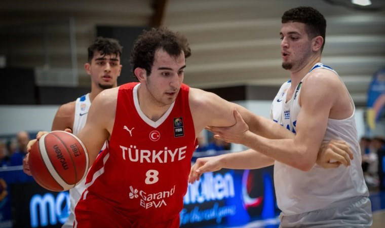 Genç milliler Yunanistan'a direnemedi