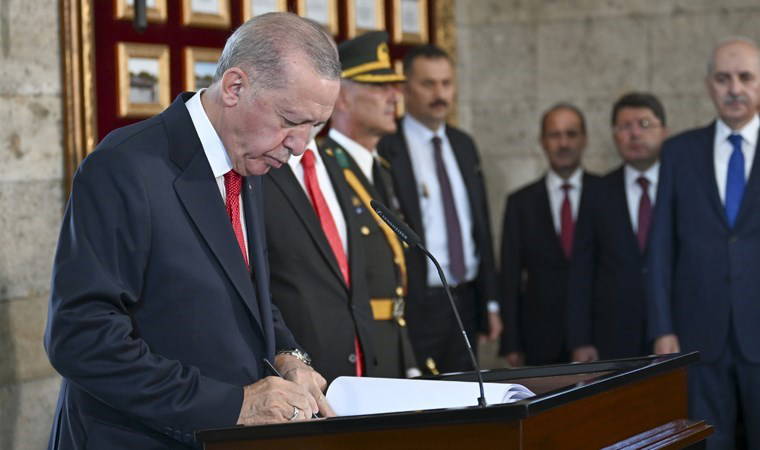 Devlet erkanından 30 Ağustos'ta Anıtkabir ziyareti: Erdoğan yine 'Türkiye Yüzyılı' dedi