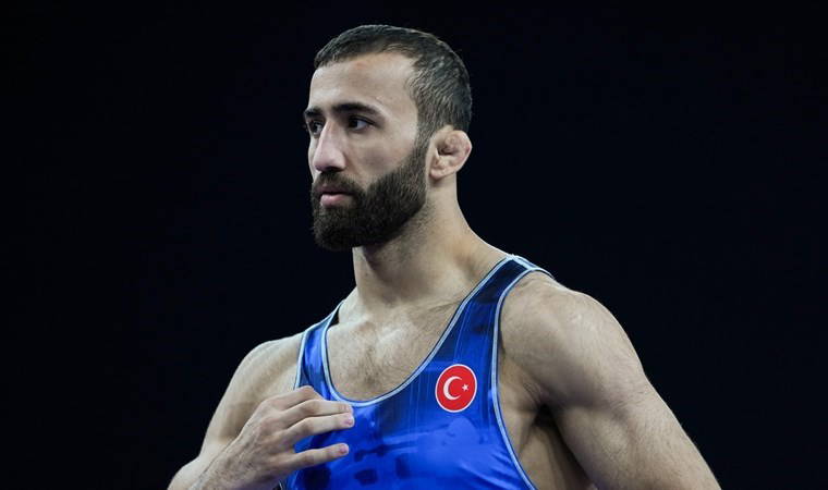 Burhan Akbudak, son 16 turunda mağlup oldu!