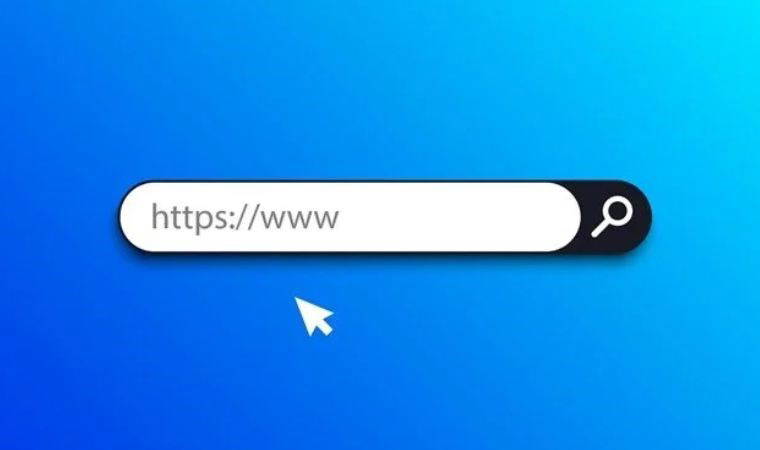 İlk web sitesi 33 yaşında