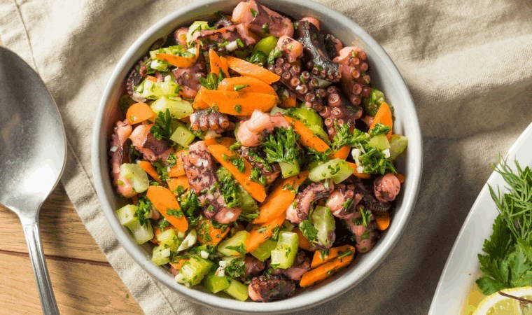 Enfes ahtapot salatası tarifi... MasterChef ahtapot salatası nasıl yapılır?