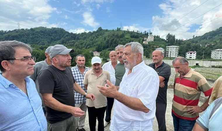Rize'de köylülerden yıkılan köprülerinin aylardır yeniden yapılmamasına tepki