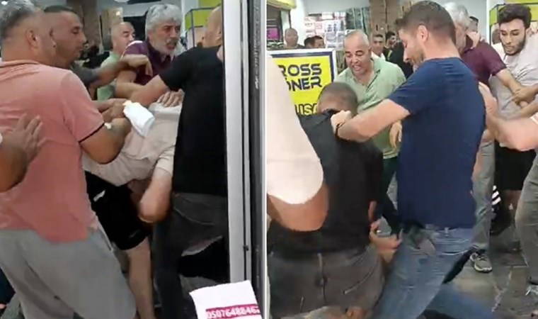 Hatay'da yeni açılan markette indirim izdihamı!