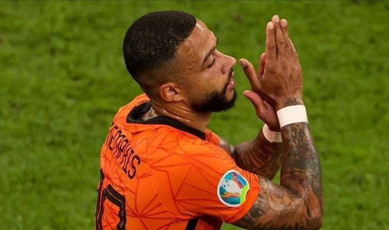 Memphis Depay'dan şaşırtan transfer!
