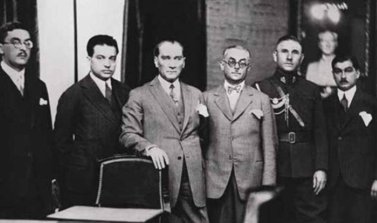 İş Bankası ve Atatürk