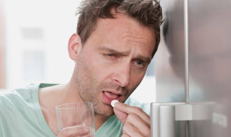 'Akşamdan kalma' hali nasıl önlenir?