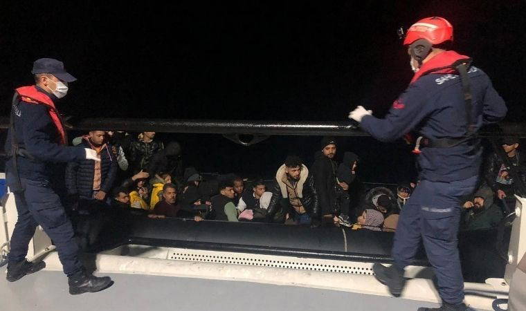 Edirne'de 15 düzensiz göçmen yakalandı (02 Eylül 2024)
