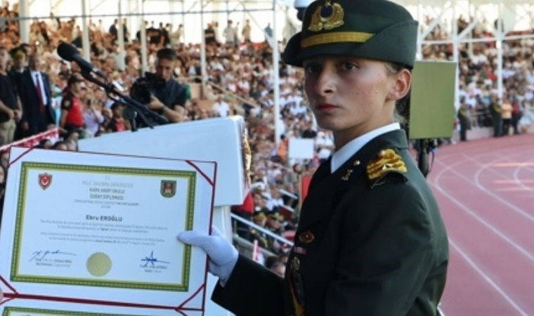 Teğmen Ebru Eroğlu kimdir? Ebru Eroğlu TSK'den neden ihraç edildi?