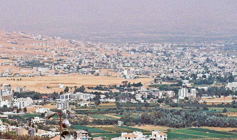 Bekaa Vadisi'ne hava saldırısı uyarısı: Bölge halkına süre verdi!