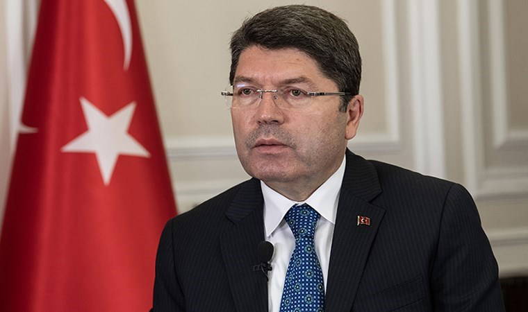 Bakan Tunç'tan 'anayasa' çıkışı