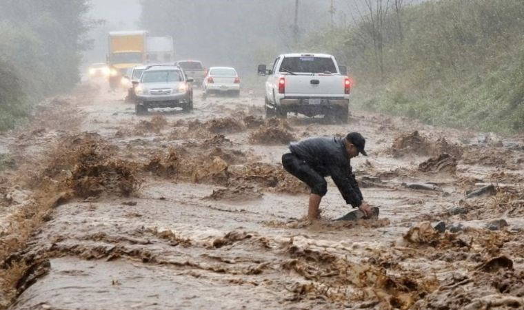 Uçuşlar iptal edildi, 4 milyondan fazla kişi etkilendi...