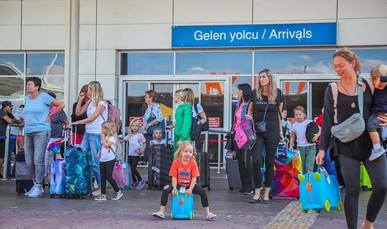 Turistin yüzde 15'i evlerde kalıyor