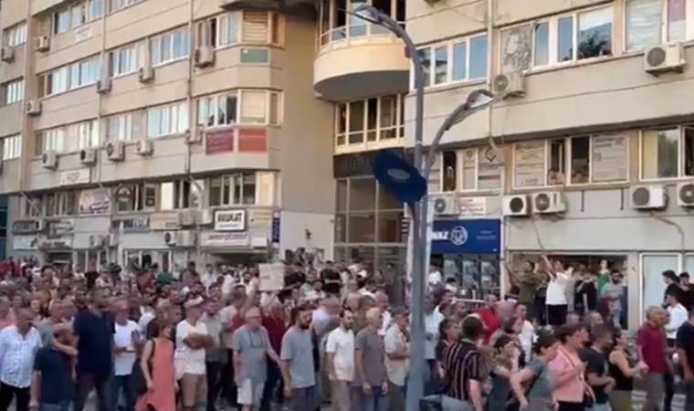 Ağaç kesimini engellemek isterken öldürüldü...