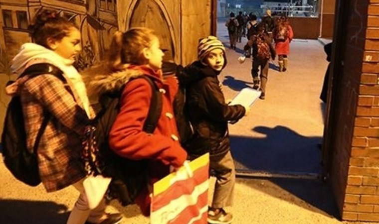 'Öğrencileri ve çalışanları olumsuz etkiliyor'