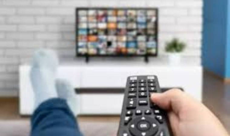 TV yayın akışı 4 Eylül Çarşamba! Hangi kanalda ne var, günün filmleri ve dizileri neler?