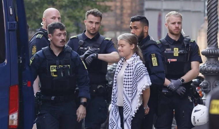 Greta Thunberg, Kopenhag'daki İsrail karşıtı bir protestoda gözaltına alındı
