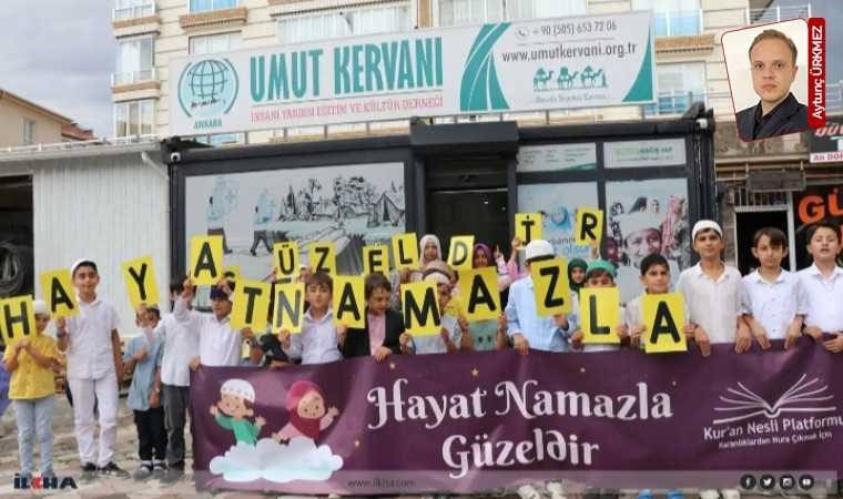 Çocuklara toplu namaz!