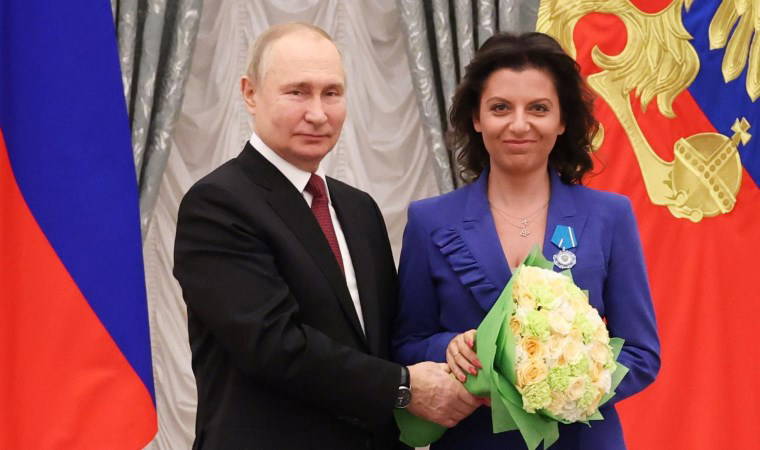 ABD'nin yaptırım uyguladığı Kremlin propagandacısı Margarita Simonyan kimdir?