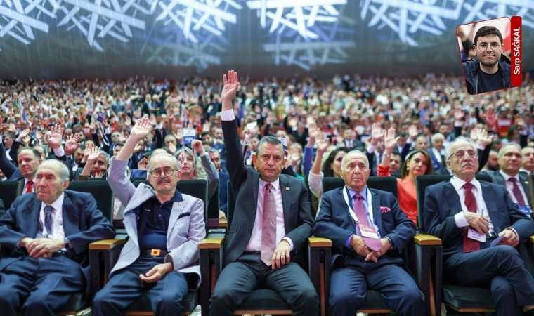 CHP 20. Olağanüstü Kurultay'ını ‘değişim’ sloganıyla gerçekleştirdi... Yeni tüzükte neler var?